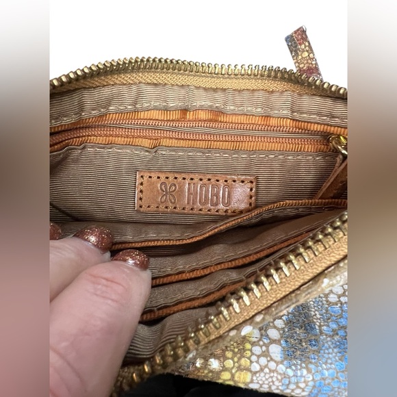 HOBO King Genuine Leather Phone Wallet Wristlet Ikat snakeskin pattern Teal - Picture 3 of 11